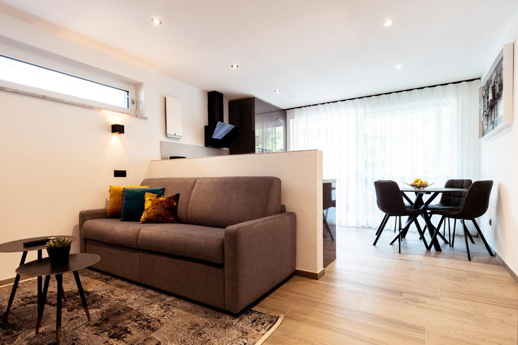 Ramoser Living Apartments San Martino In Passiria  Bagian luar foto